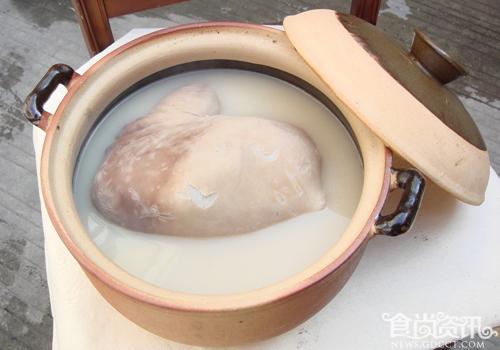 暖冬美食推介：广东特色猪肚包鸡