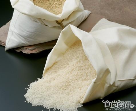 【食品事件曝光】中学食堂无良经理卖馊饭 多名学生中毒住院