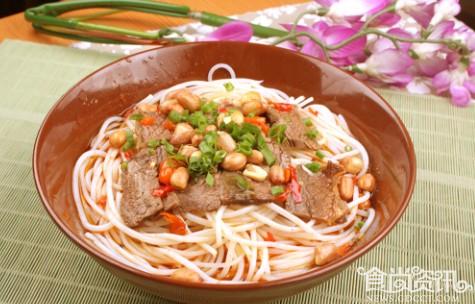 食物中毒事件：湖南长沙学院39名学生吃米粉食物中毒
