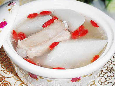春季养生误区：一家人喝同一锅汤