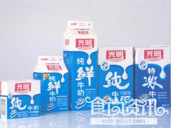 光明配送鲜奶变质 公司说法与送奶公司矛盾