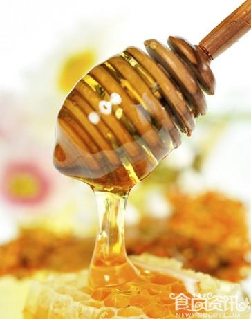 喝蜂蜜禁忌大全：蜂蜜不能与哪些食物一起吃？