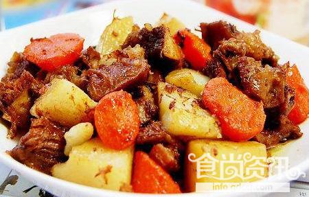 【媳妇必备菜】土豆烧牛肉的做法