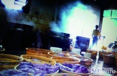 福建龙海假冒牛肉干泛滥 猪肉牛肉膏制造