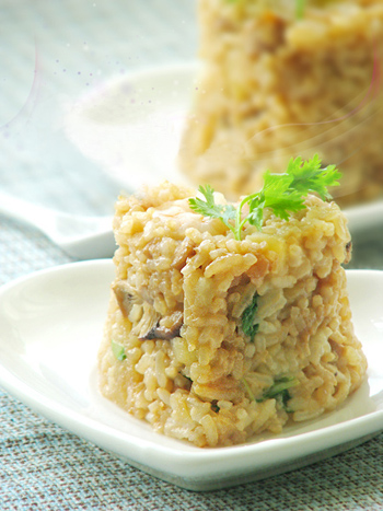 鲜味新主张 香菇虾仁菜饭