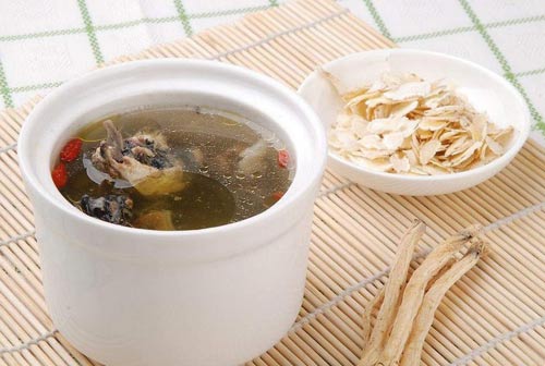 花旗参乌鸡汤