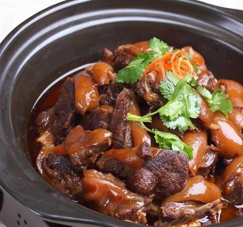 红烧狗肉