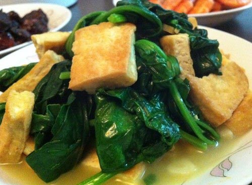 饮食小常识：菠菜和豆腐能一起吃吗？