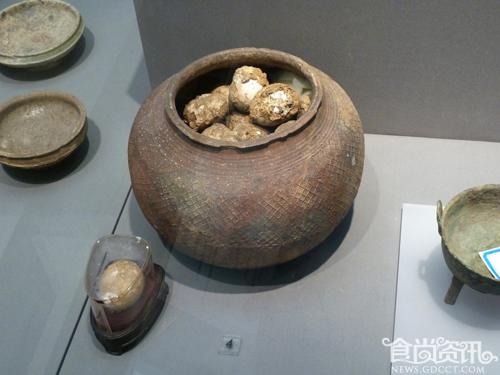 2800年西周鸡蛋走红网络 网友：不知道味道如何
