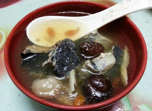 当归乌鸡汤