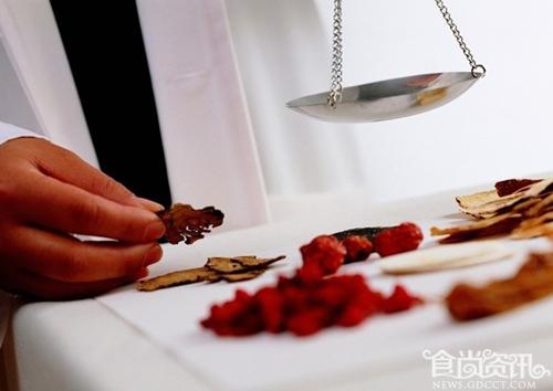 食药总局：28种有毒中药材须警示