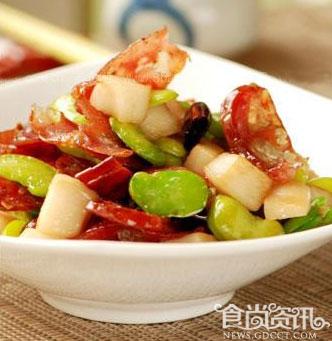 腊肠炒杏鲍菇的做法 腊肠炒杏鲍菇怎么做好吃
