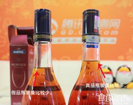 广东杜SIR教网友如何辨别假酒 315在行动
