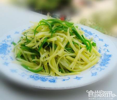 怎么做青椒土豆丝好吃 青椒土豆丝的做法技巧