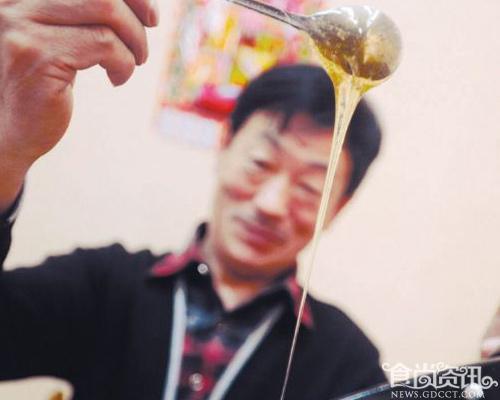 健康饮食：六招识别假蜂蜜