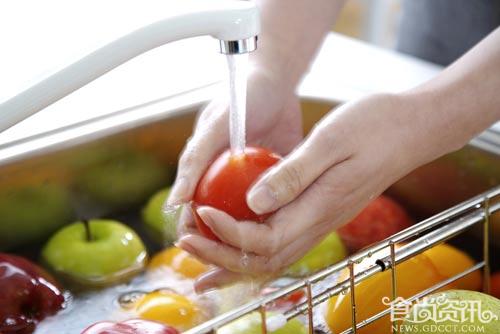 食品安全知识：果蔬农药用什么洗？
