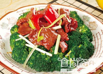 【减肥菜谱】西兰花炒牛肉的做法 西兰花炒牛肉怎么做
