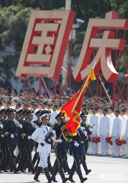 国庆节有哪些习俗？应该吃什么庆祝？