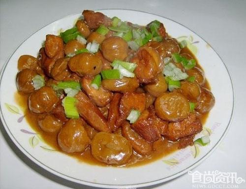 如何做板栗炖鸡？板栗炖鸡的家常做法
